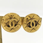 Chanel CC Logo Quilted Earrings Gold — view 7