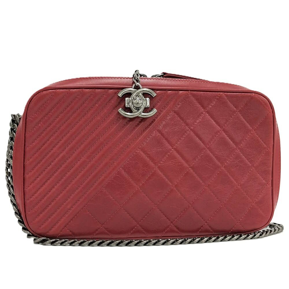 Chanel Boy Chain Shoulder Bag Leather