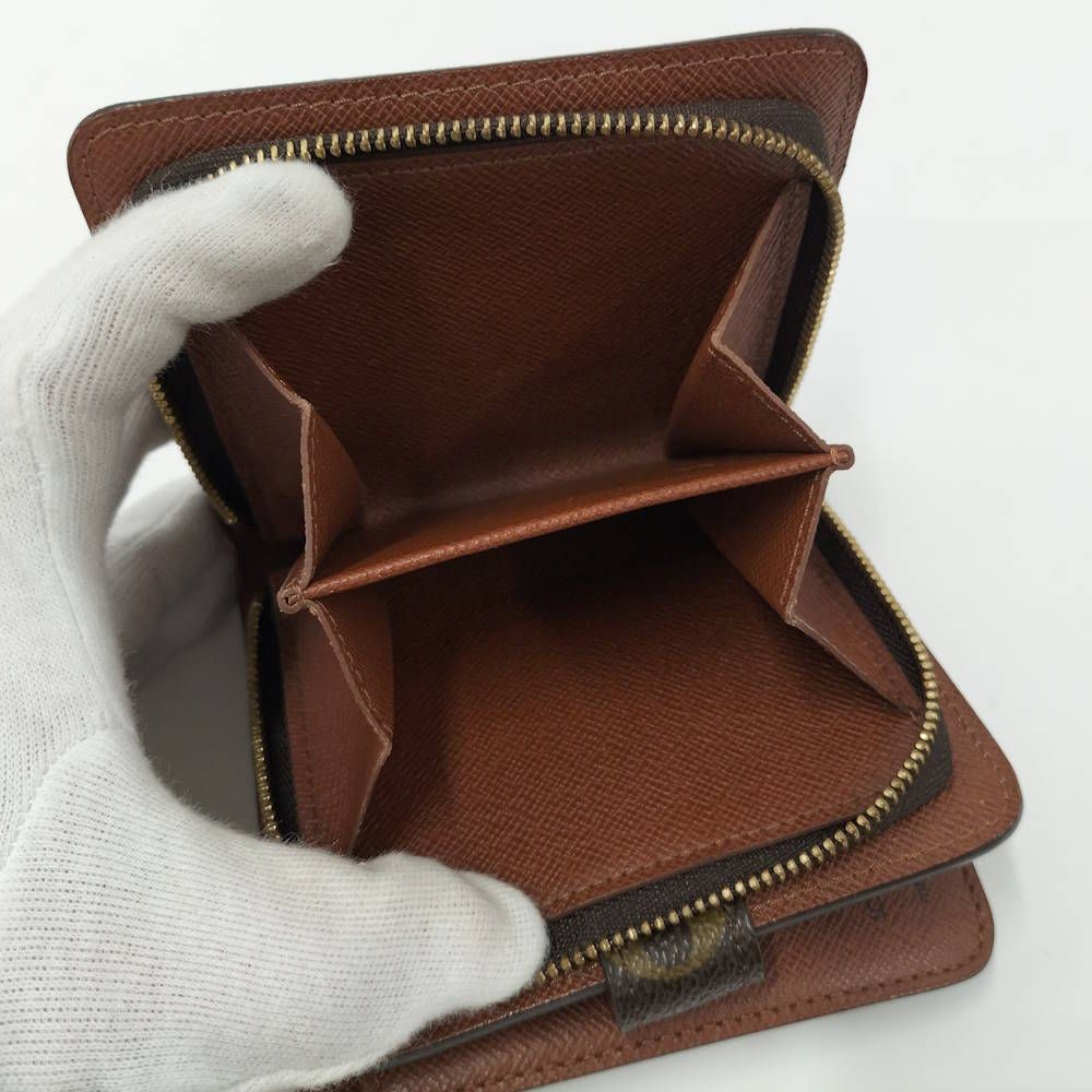 Louis Vuitton Compact Zip Monogram Bifold Wallet — view 9