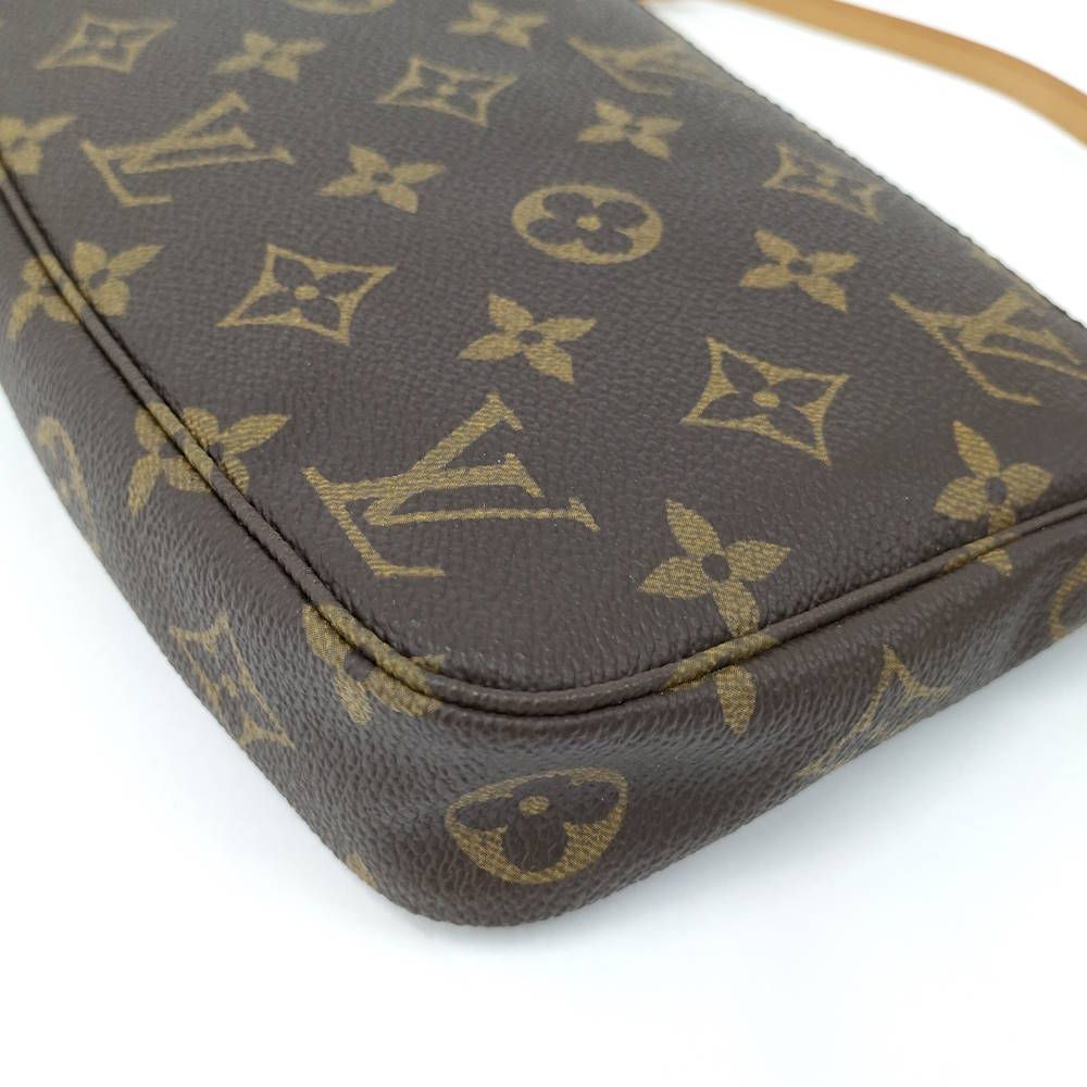 Louis Vuitton Pochette Monogram Shoulder — view 5