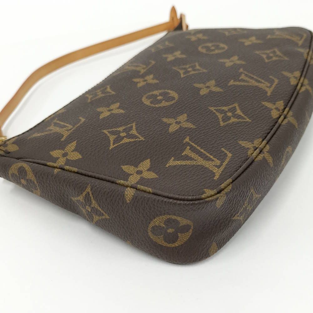 Louis Vuitton Pochette Monogram Shoulder — view 3