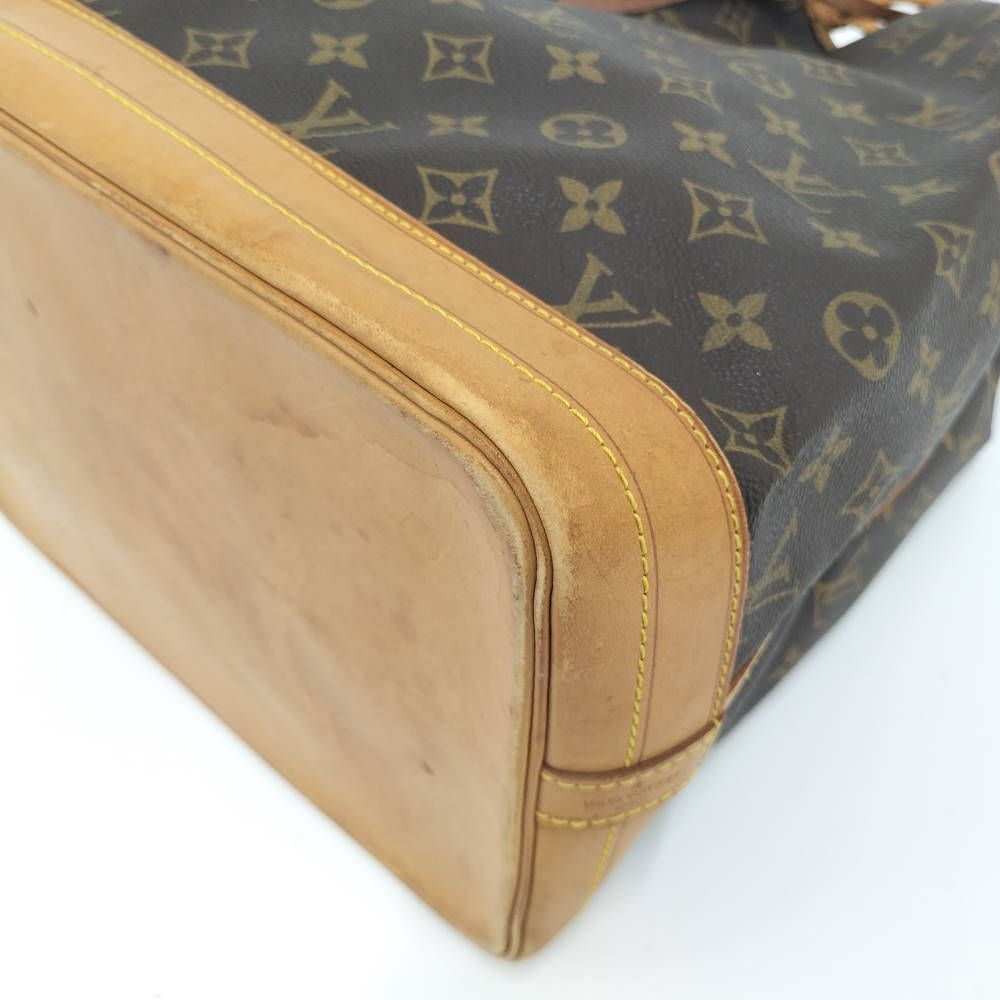 Louis Vuitton Noe Shoulder Bag Monogram — view 3