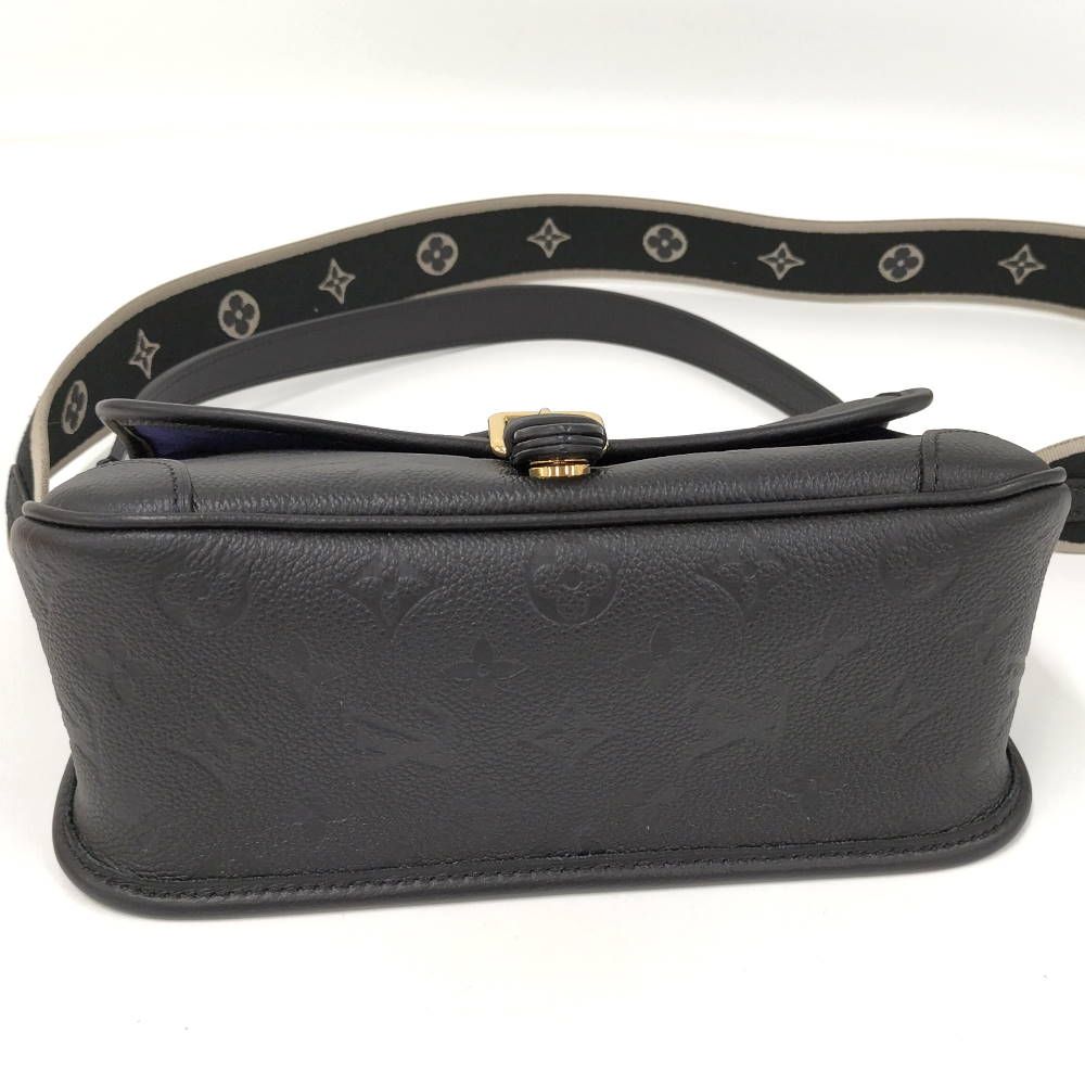 Louis Vuitton Diane Monogram Empreinte Noir Shoulder — view 5