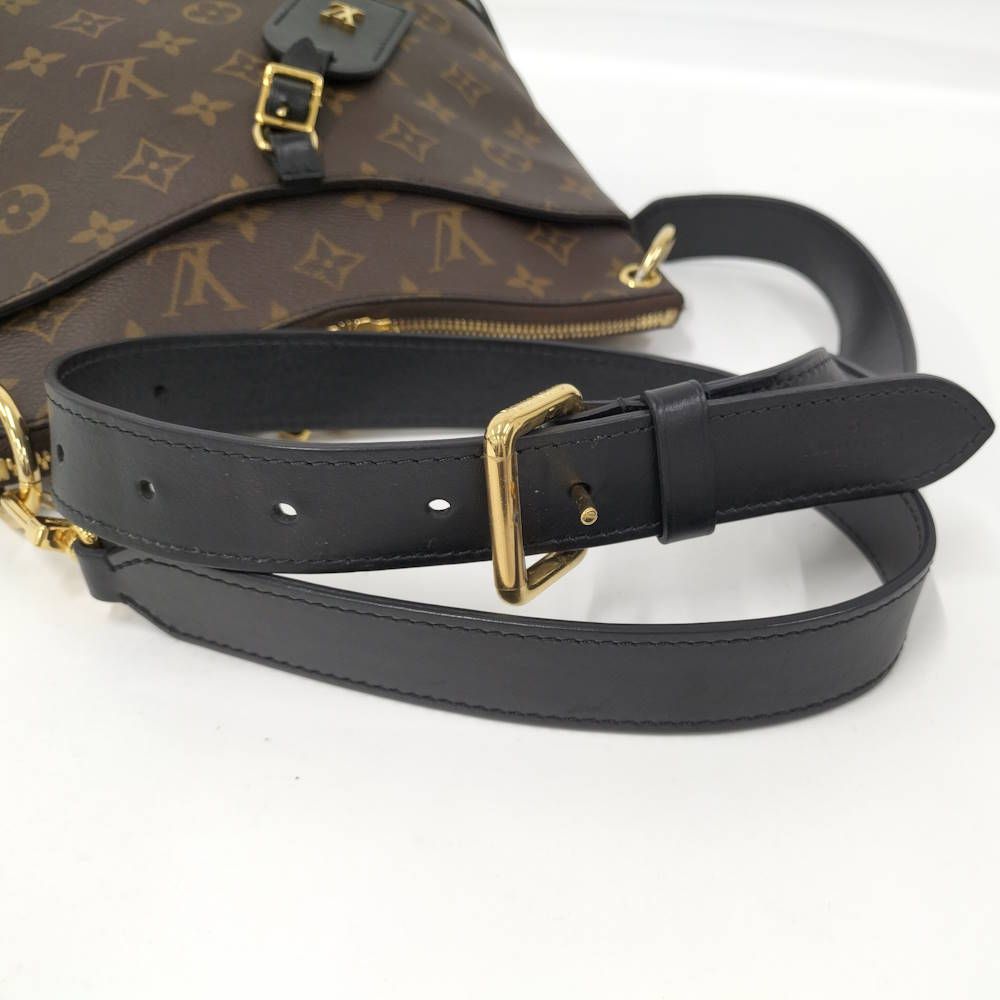 Louis Vuitton Odeon PM Shoulder Bag Monogram — view 7