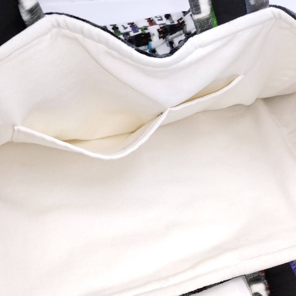Chanel Beach Bag Pile — view 9