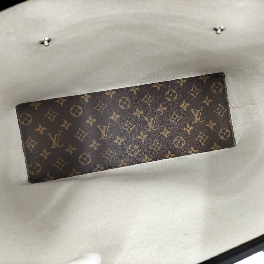 Louis Vuitton Weekend Tote GM Monogram Macassar — view 9