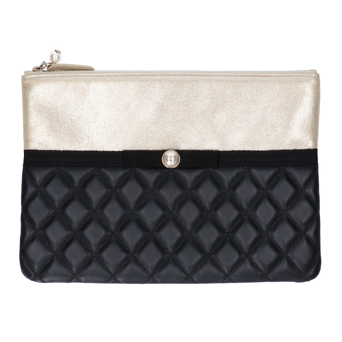 Chanel Quilted Lambskin Pearl CC Logo Clutch