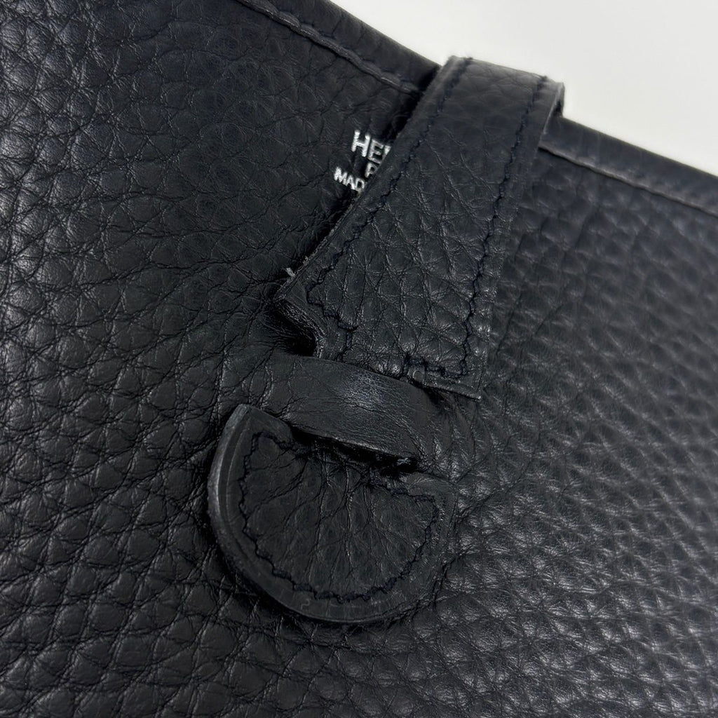 Hermes Evelyne 1 PM Perforated Logo Shoulder Bag Taurillon Clemence Black — view 4