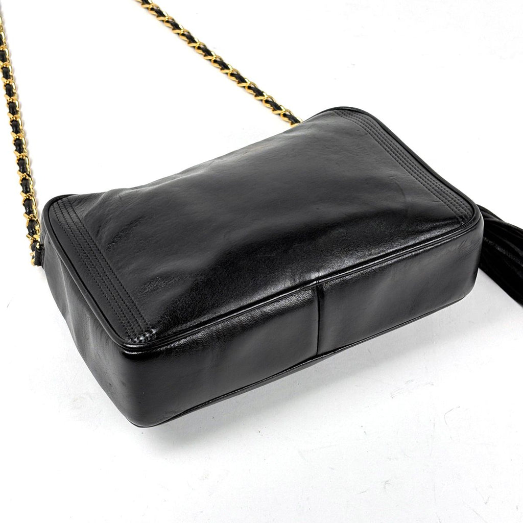 Chanel CC Logo Fringe Chain Shoulder Bag Tassel Leather Black — view 2