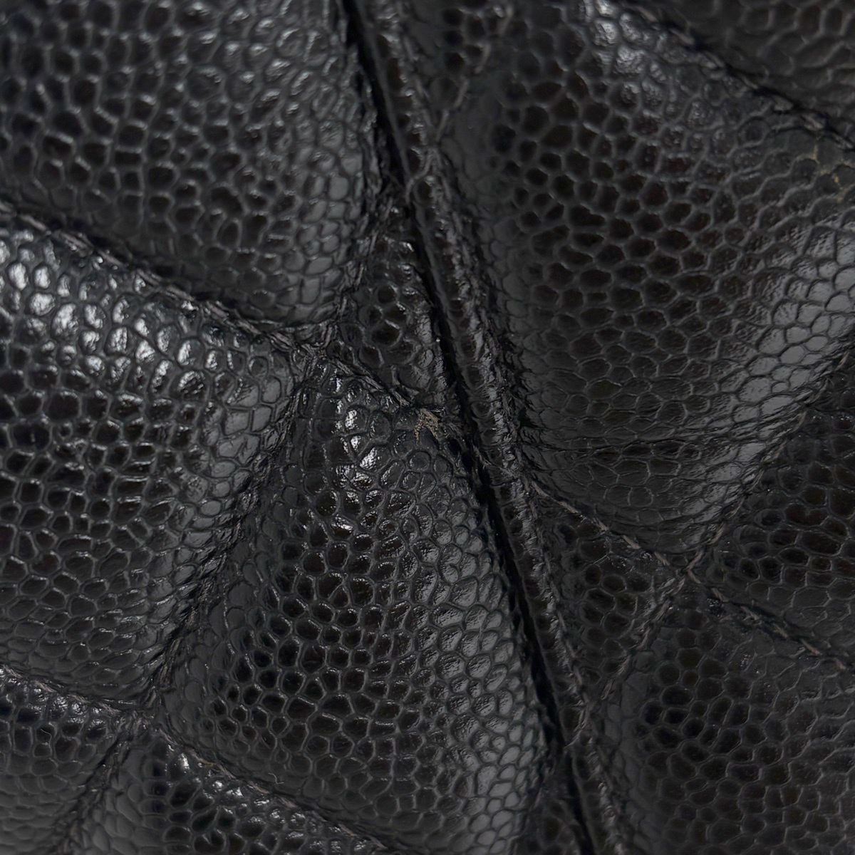 Chanel Reissue Tote Handbag CC Logo Caviar Leather Black — view 4