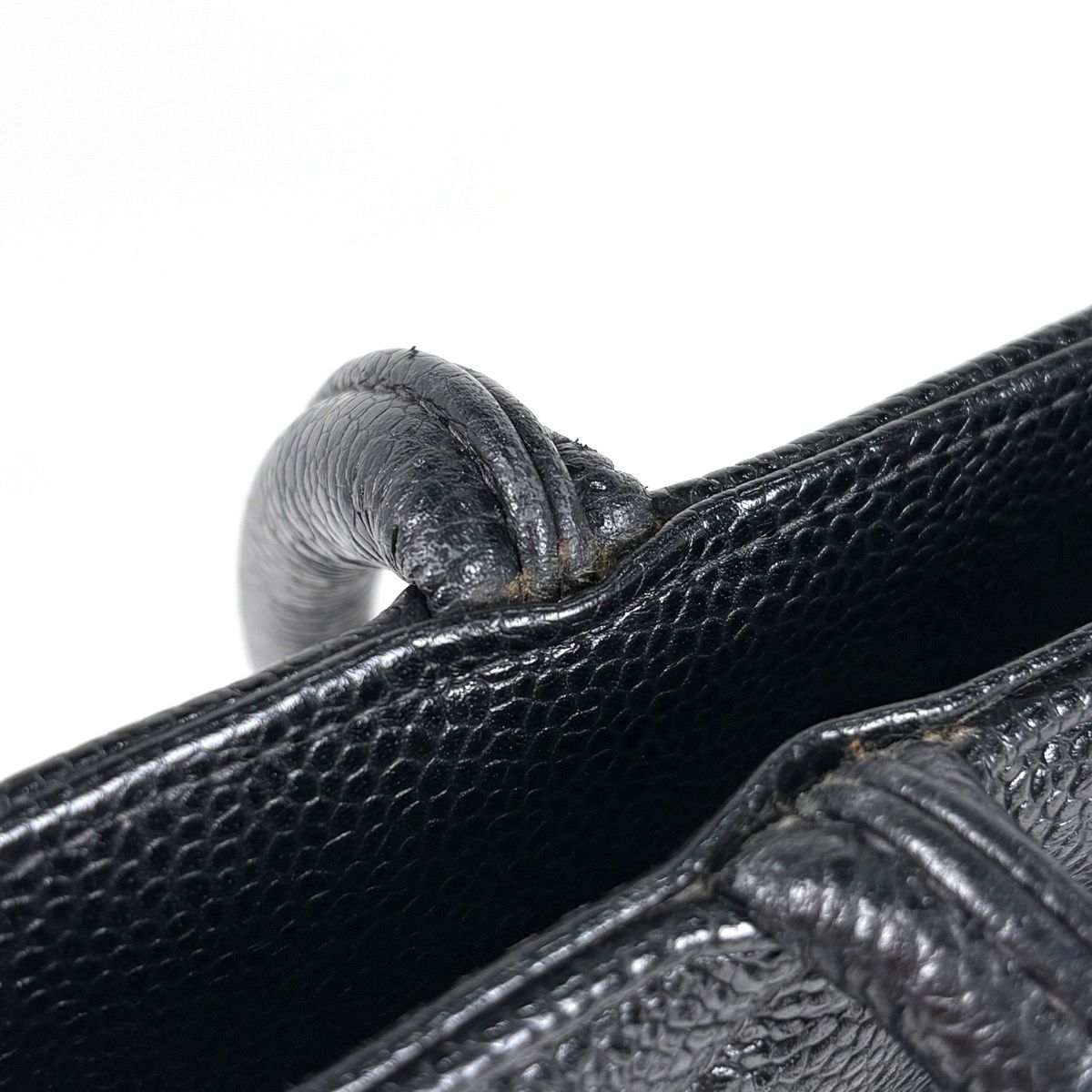 Chanel Reissue Tote Handbag CC Logo Caviar Leather Black — view 5