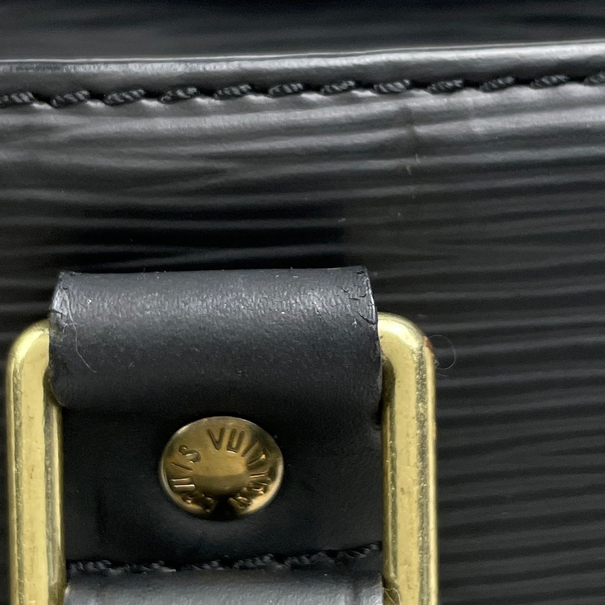 Louis Vuitton Sac Plat PM Tote Epi Noir — view 4