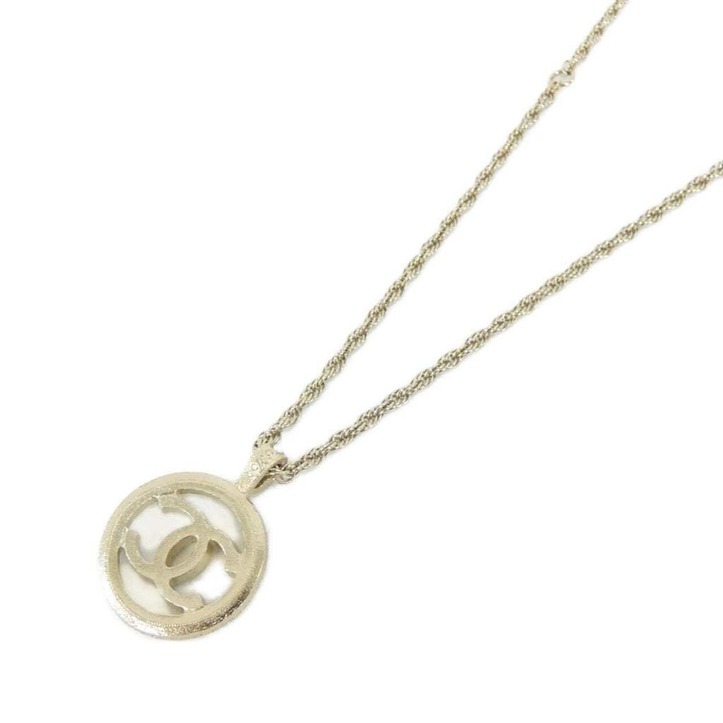 Chanel Necklace Gold — view 3