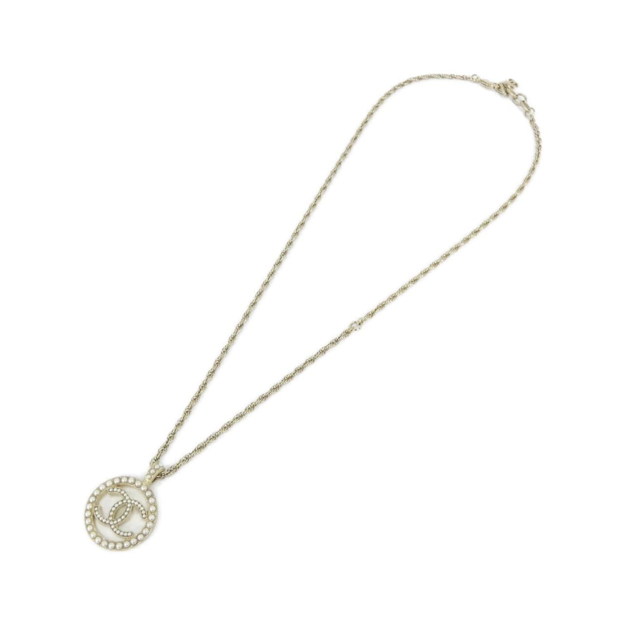Chanel Necklace Gold — view 2