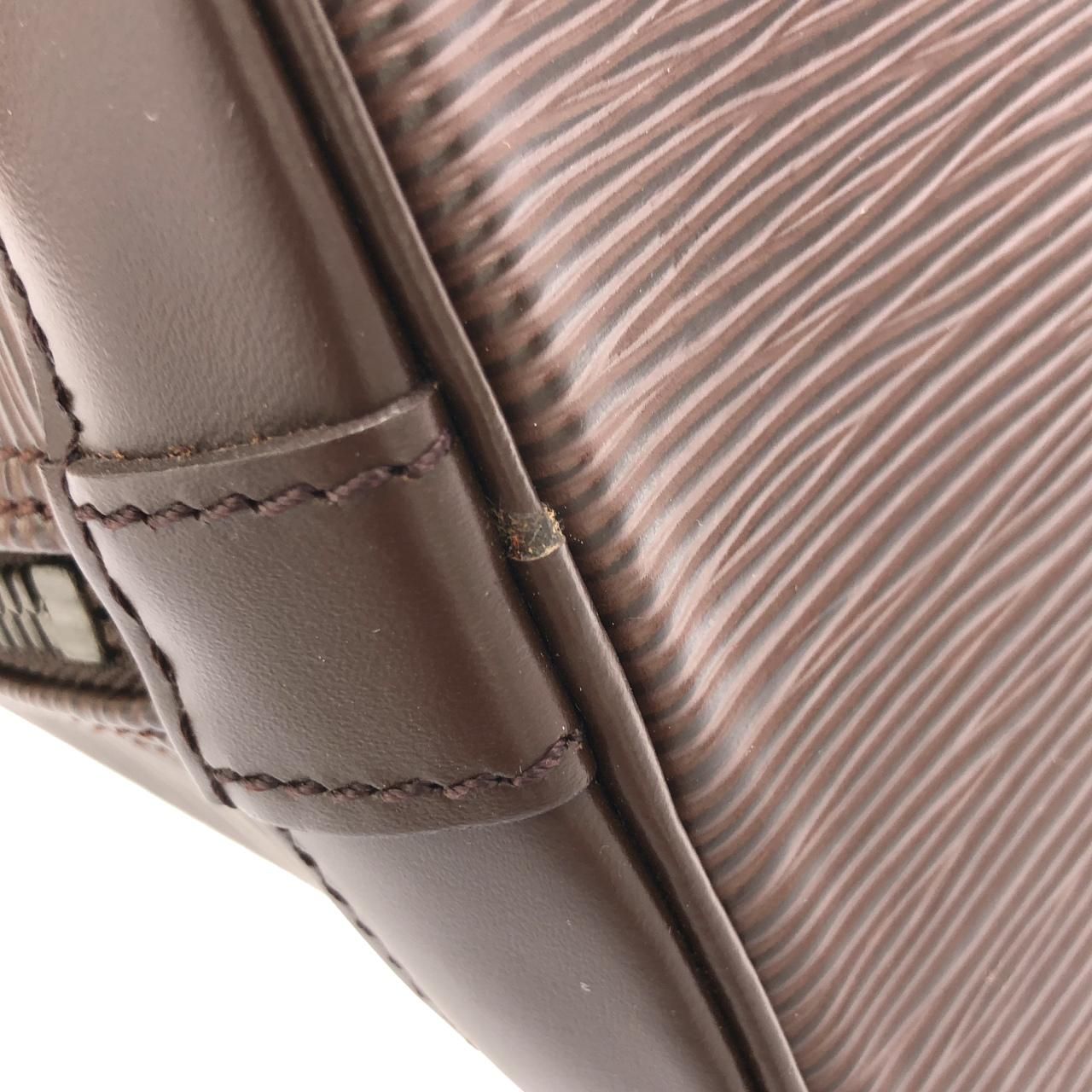 Louis Vuitton Epi Alma PM — view 3