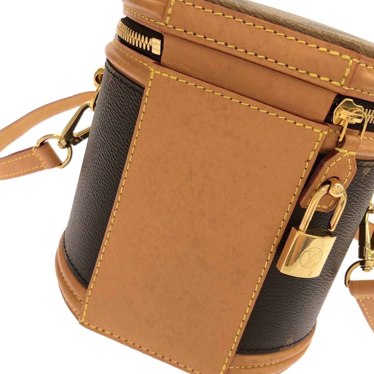 Louis Vuitton Monogram Giant Cannes — view 5