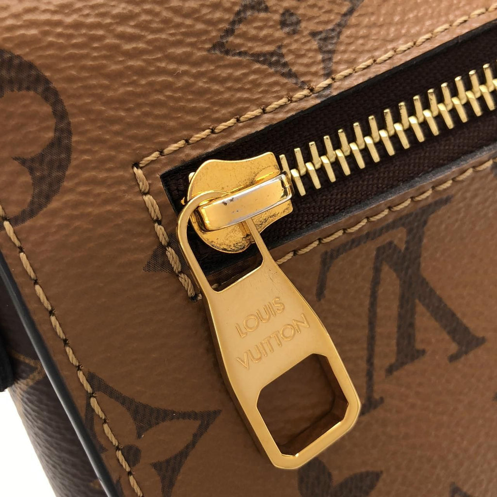 Louis Vuitton Monogram Reverse Pochette Metis MM — view 4