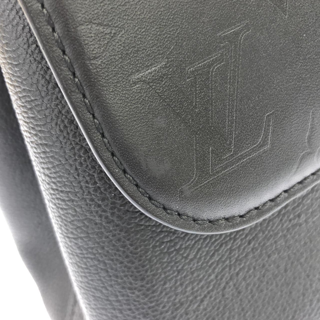 Louis Vuitton Veri One Handle — view 5