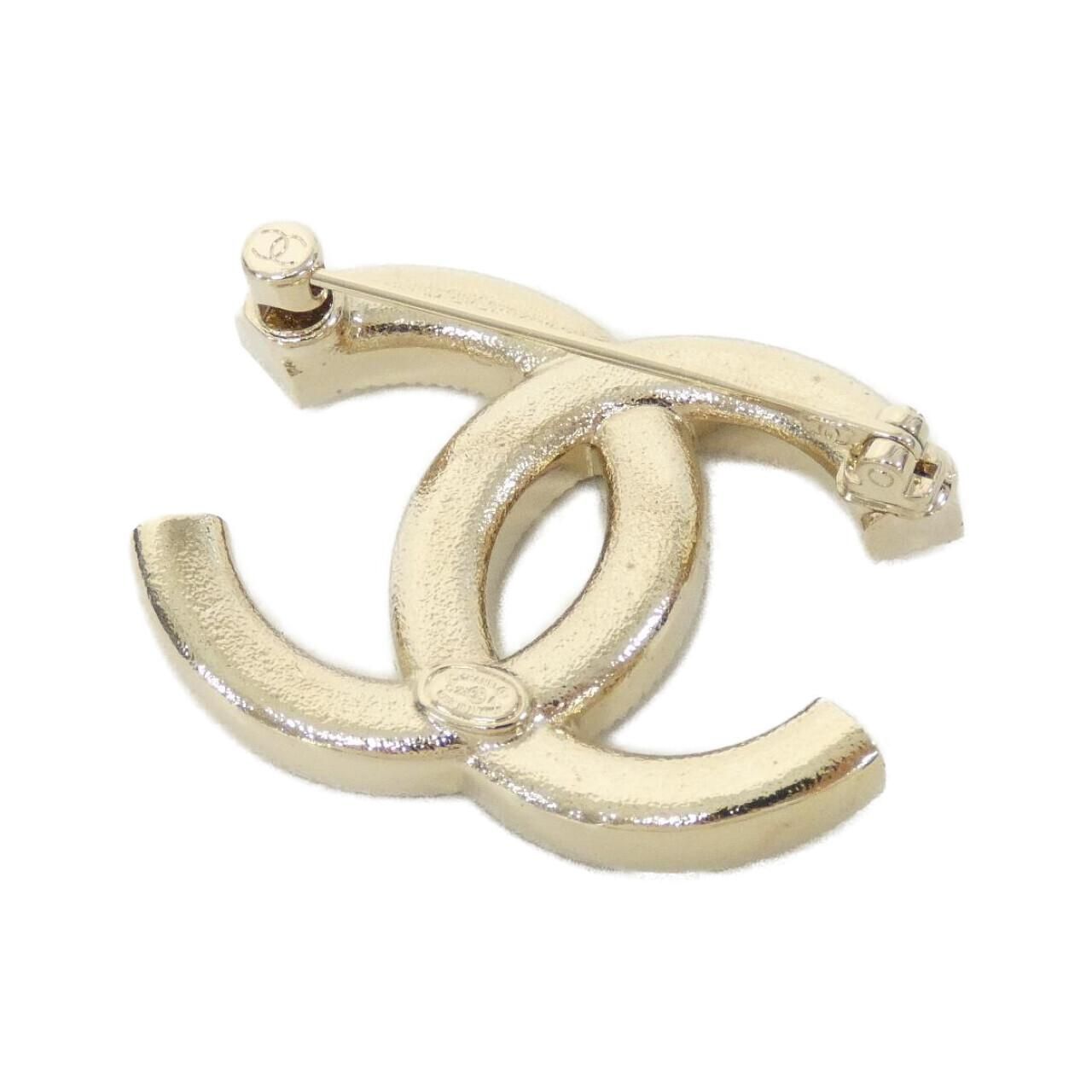 Chanel Brooch Gold — view 2