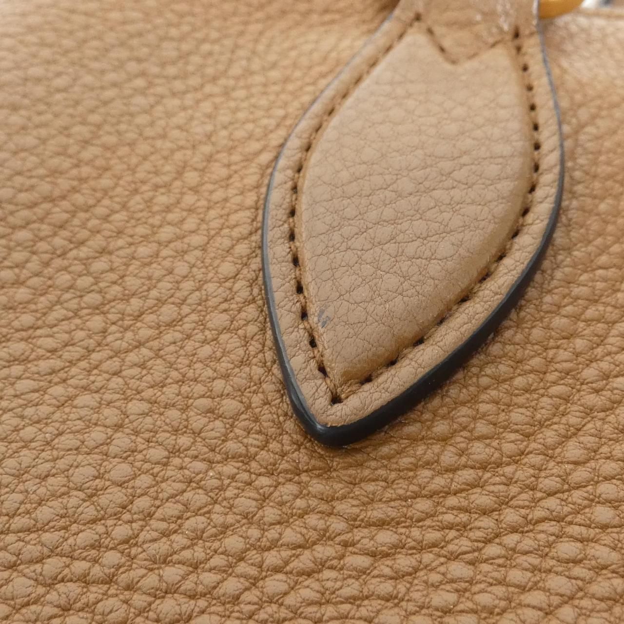 Prada Bag Handbag Gold — view 4
