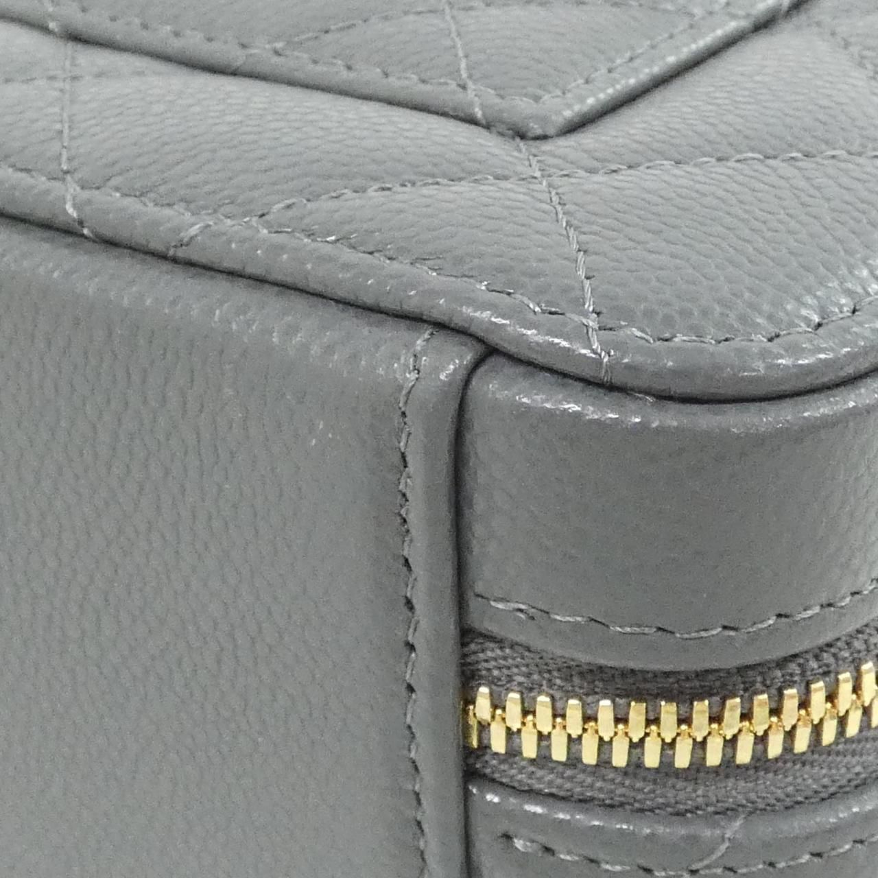 Chanel Bag Handbag Gray — view 3