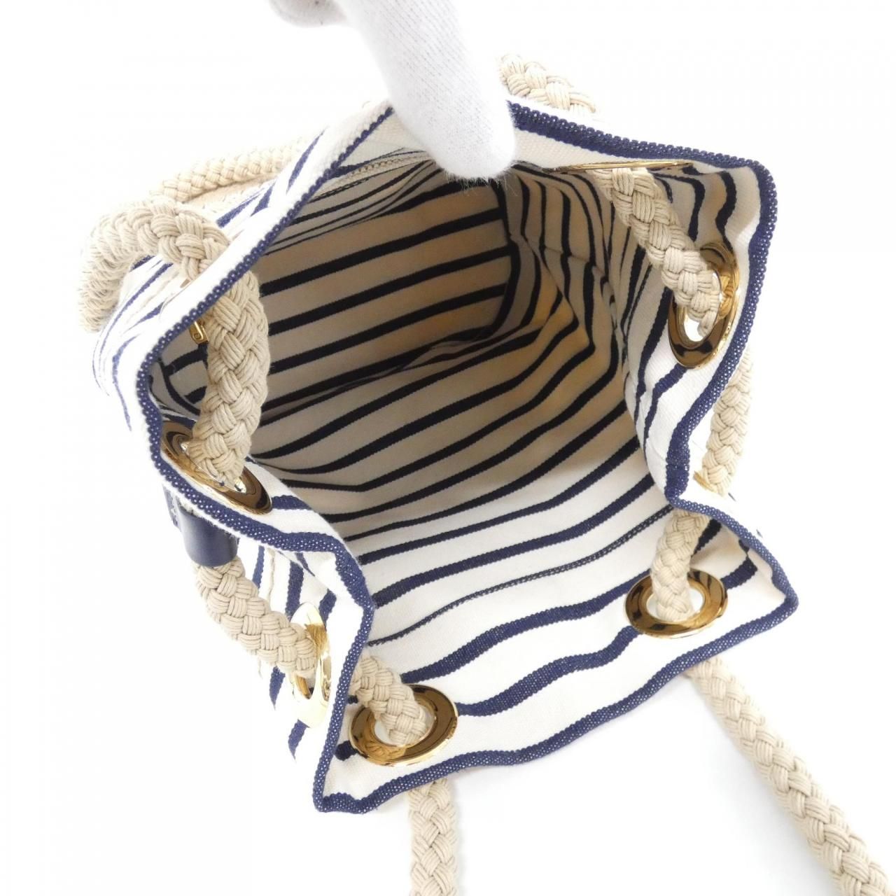 Prada Shoulder Bag Gold — view 8