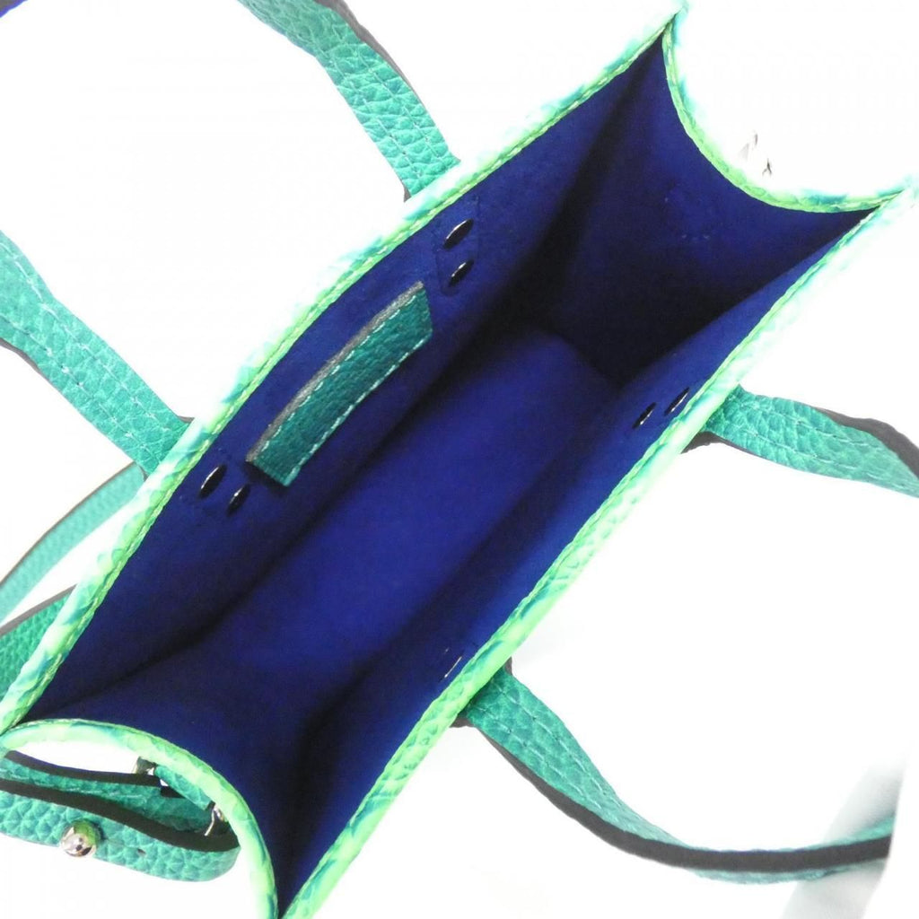 Louis Vuitton Taurillon Illusion Sac Plat XS — view 4