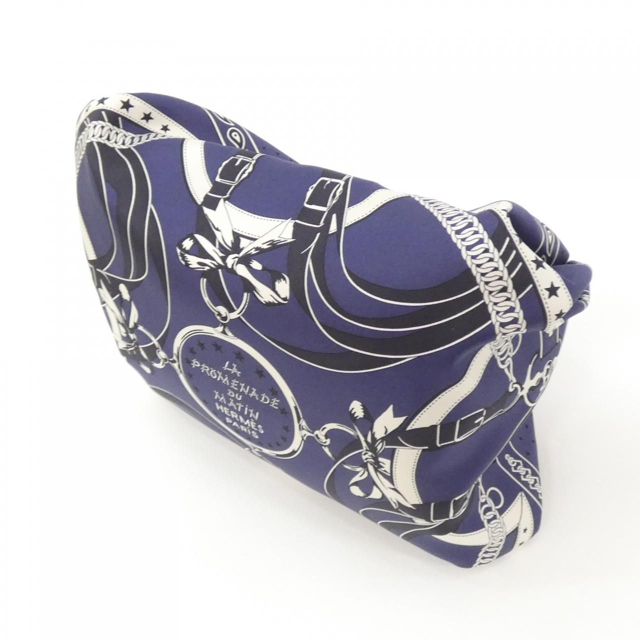 Hermes la Promenade du Bandana Valusois — view 2
