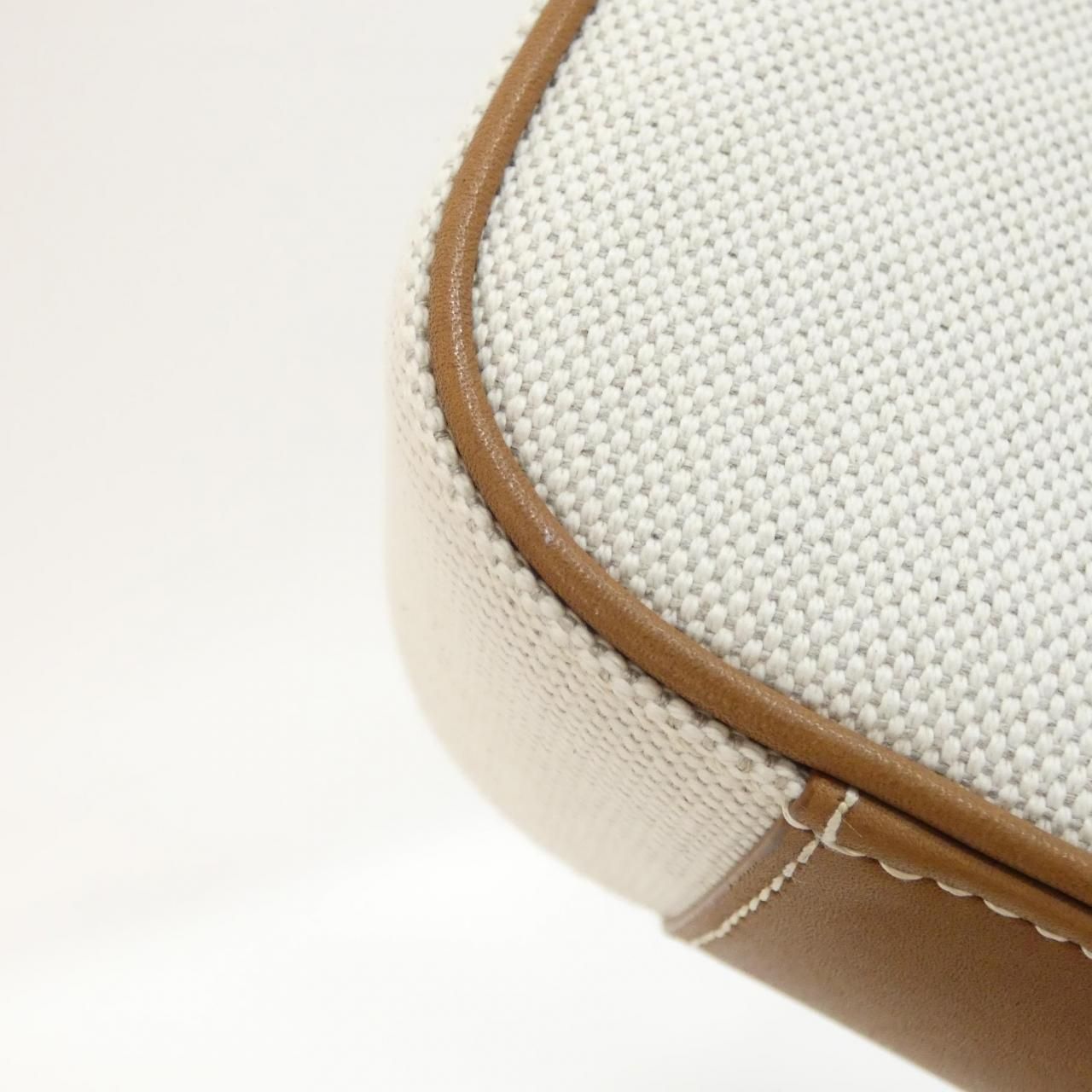 Saint Laurent le 5 a 7 Faavh Shoulder — view 4