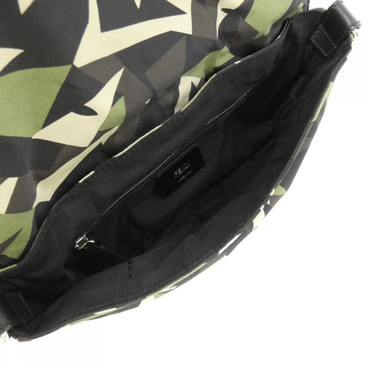 Fendi Mamma Baguette Waist — view 8