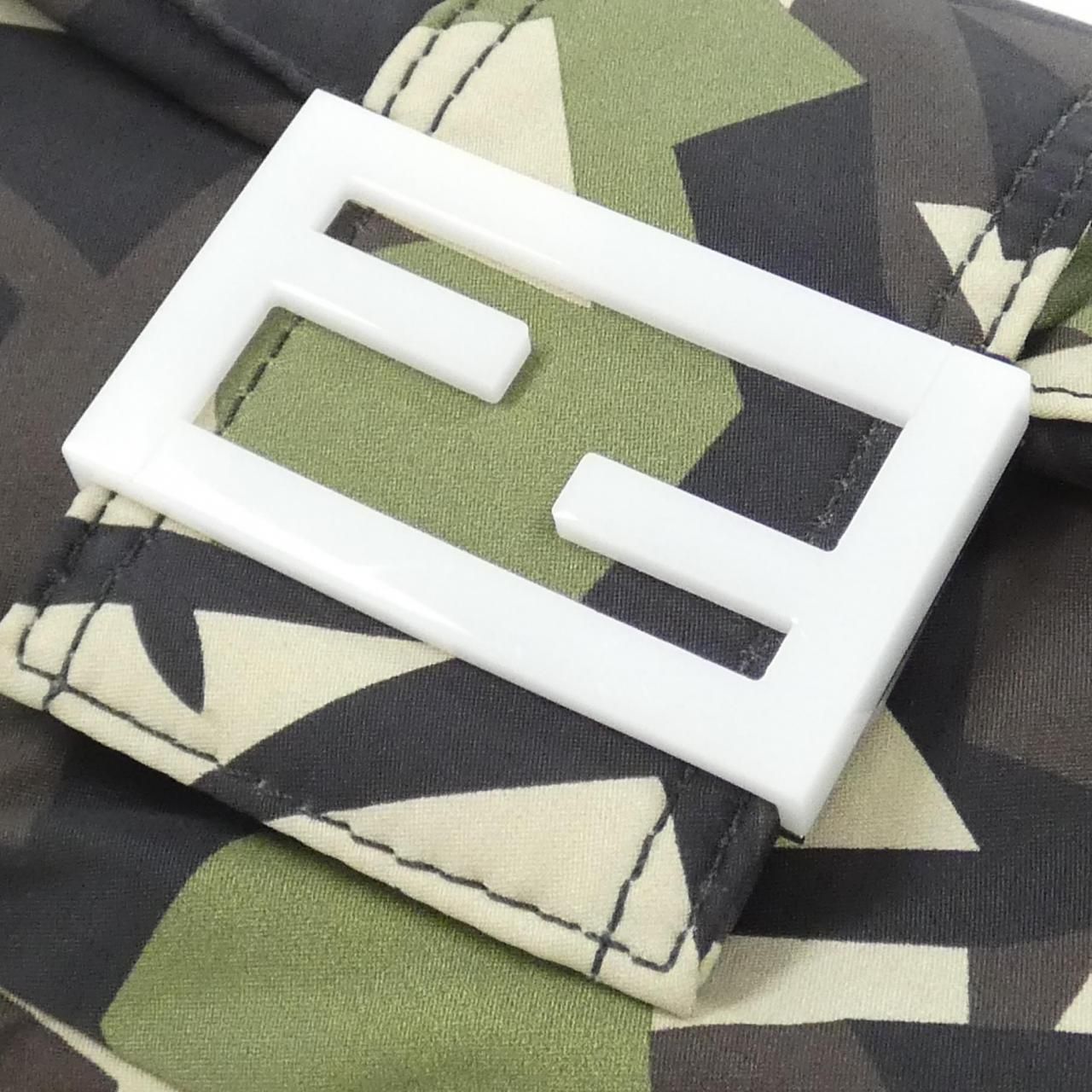 Fendi Mamma Baguette Waist — view 4
