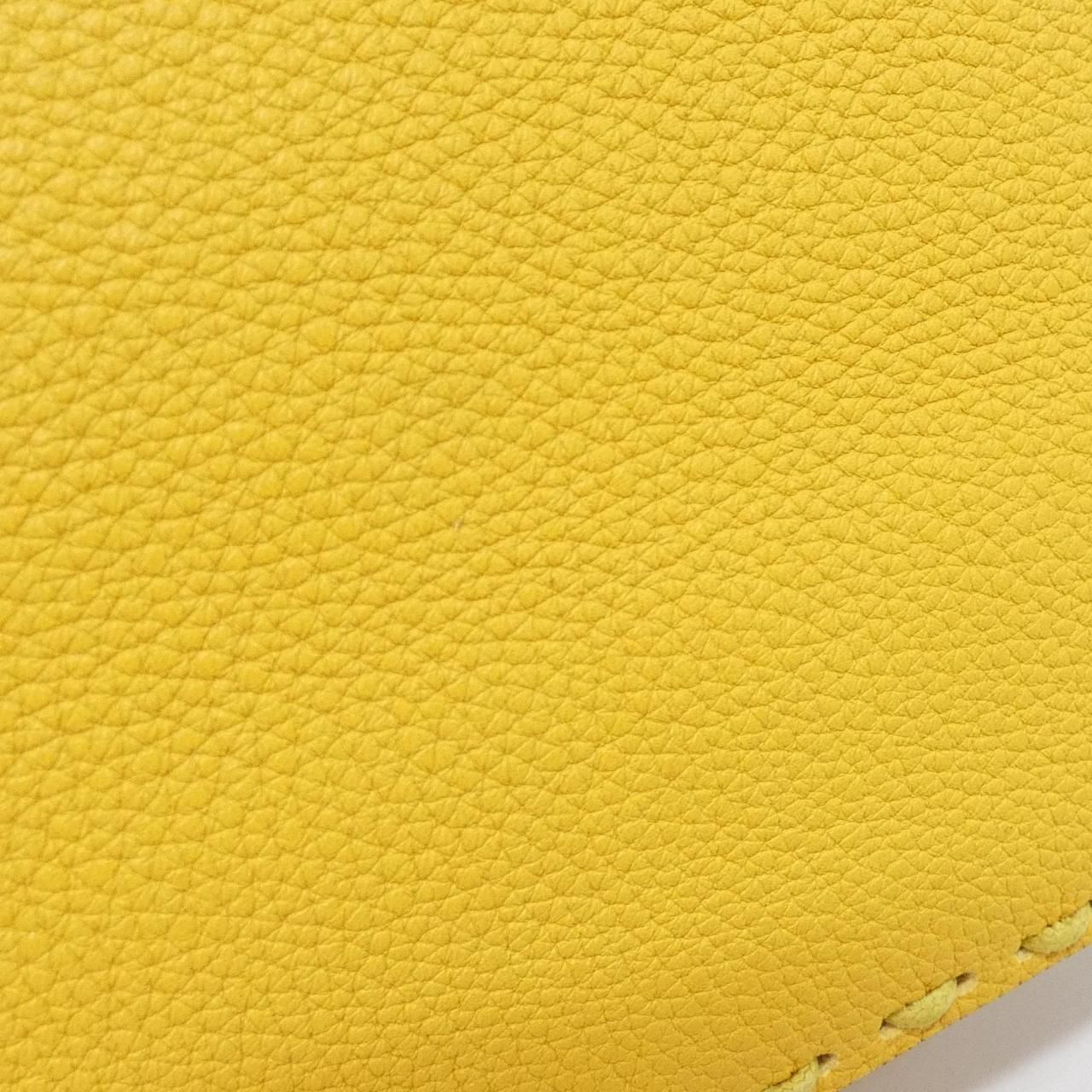 Fendi Selleria Peekaboo Icy Small Ahtu — view 4
