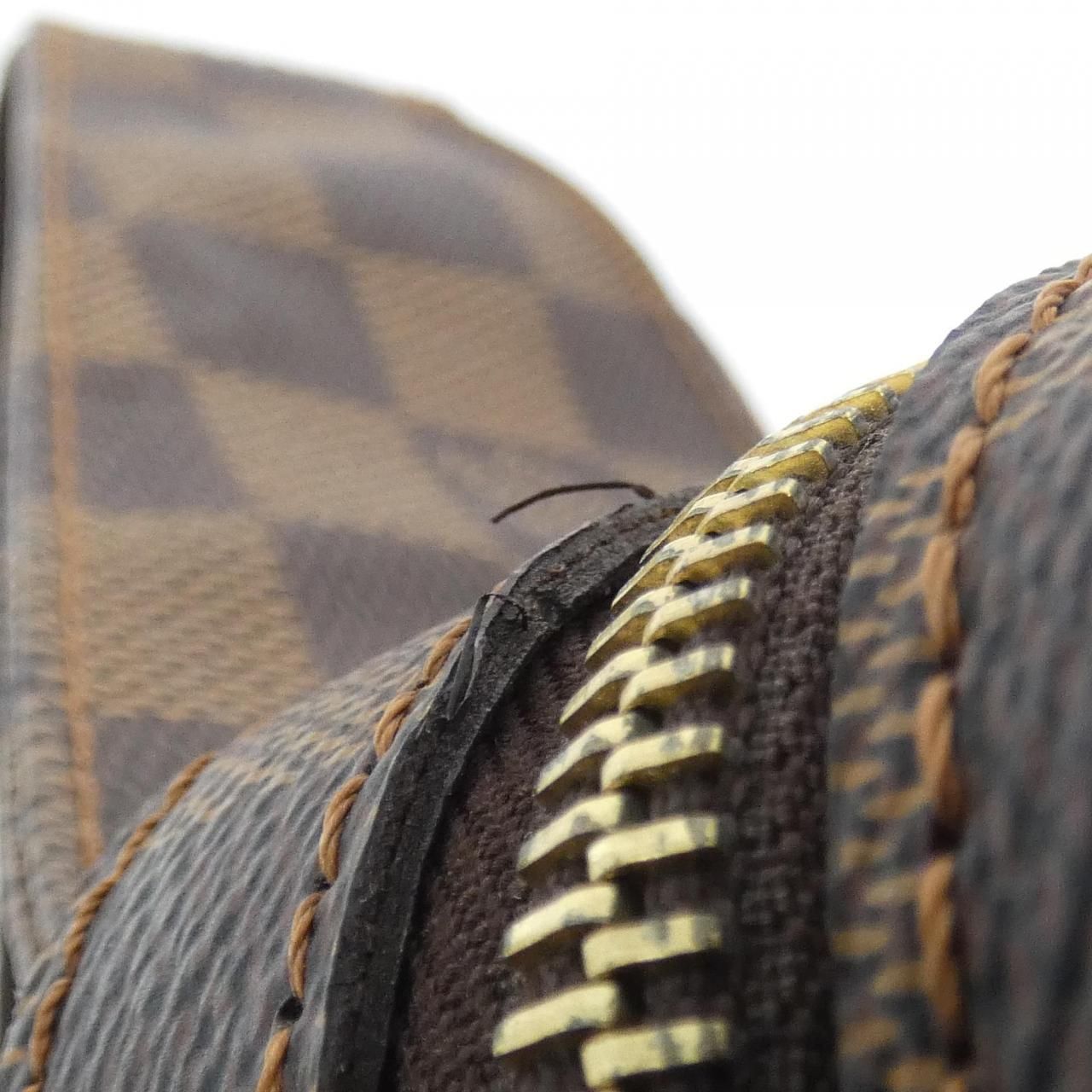 Louis Vuitton Damier Geronimos — view 5