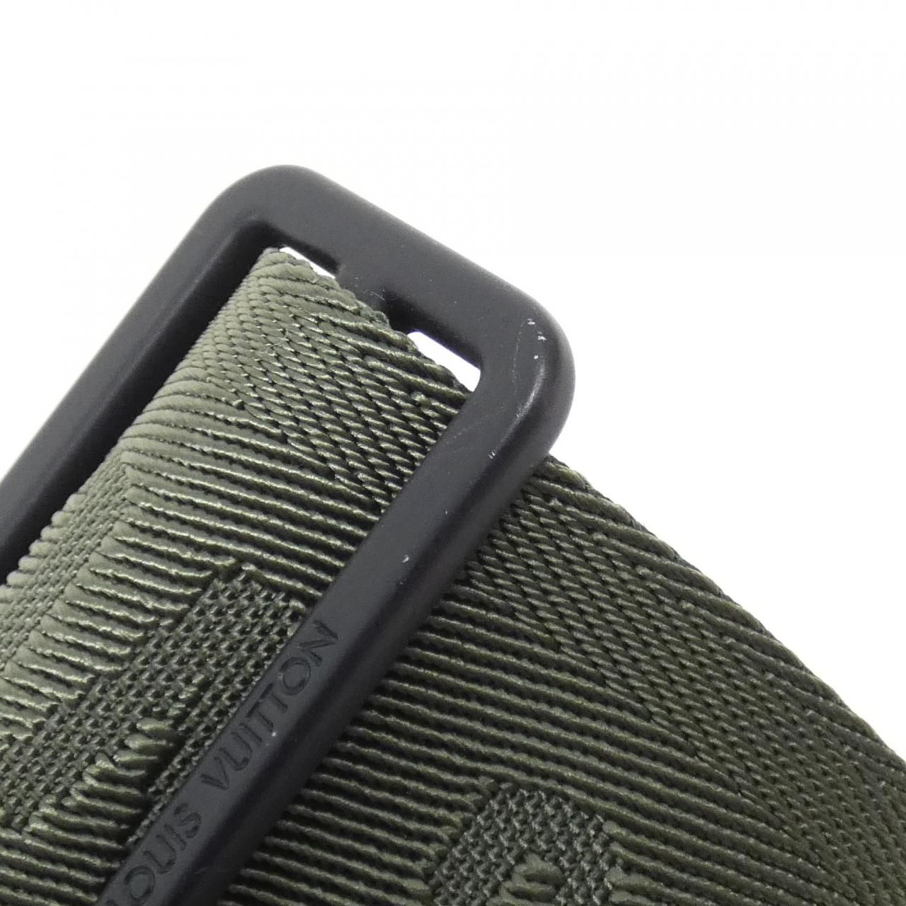 Louis Vuitton Damoflage LV Trail Messenger Shoulder — view 7