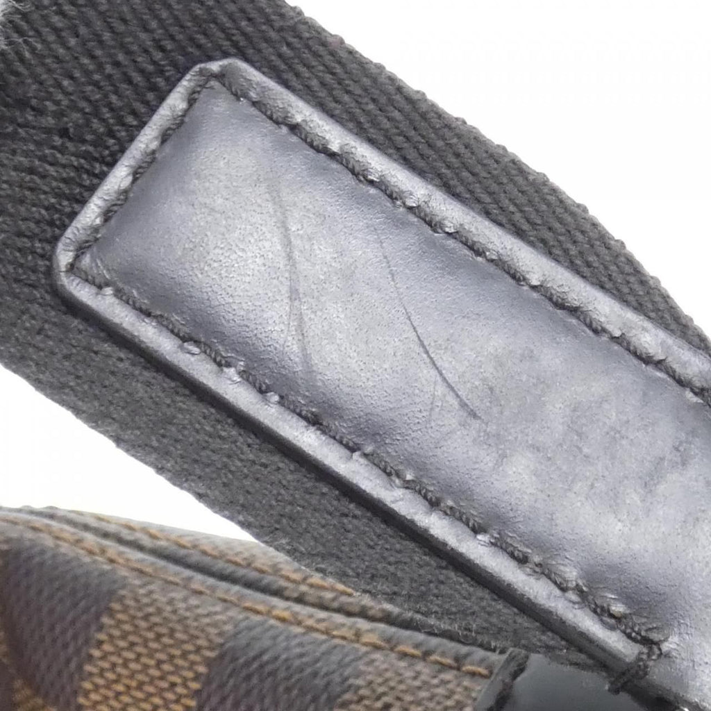 Louis Vuitton Damier Jake Messenger PM Shoulder — view 7