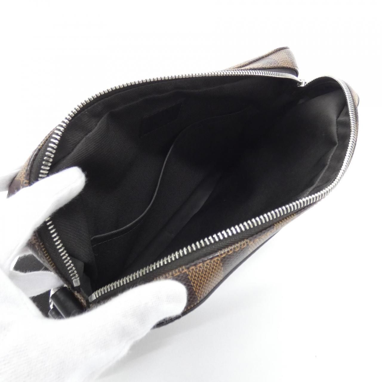 Louis Vuitton Damier Jake Messenger PM Shoulder — view 9