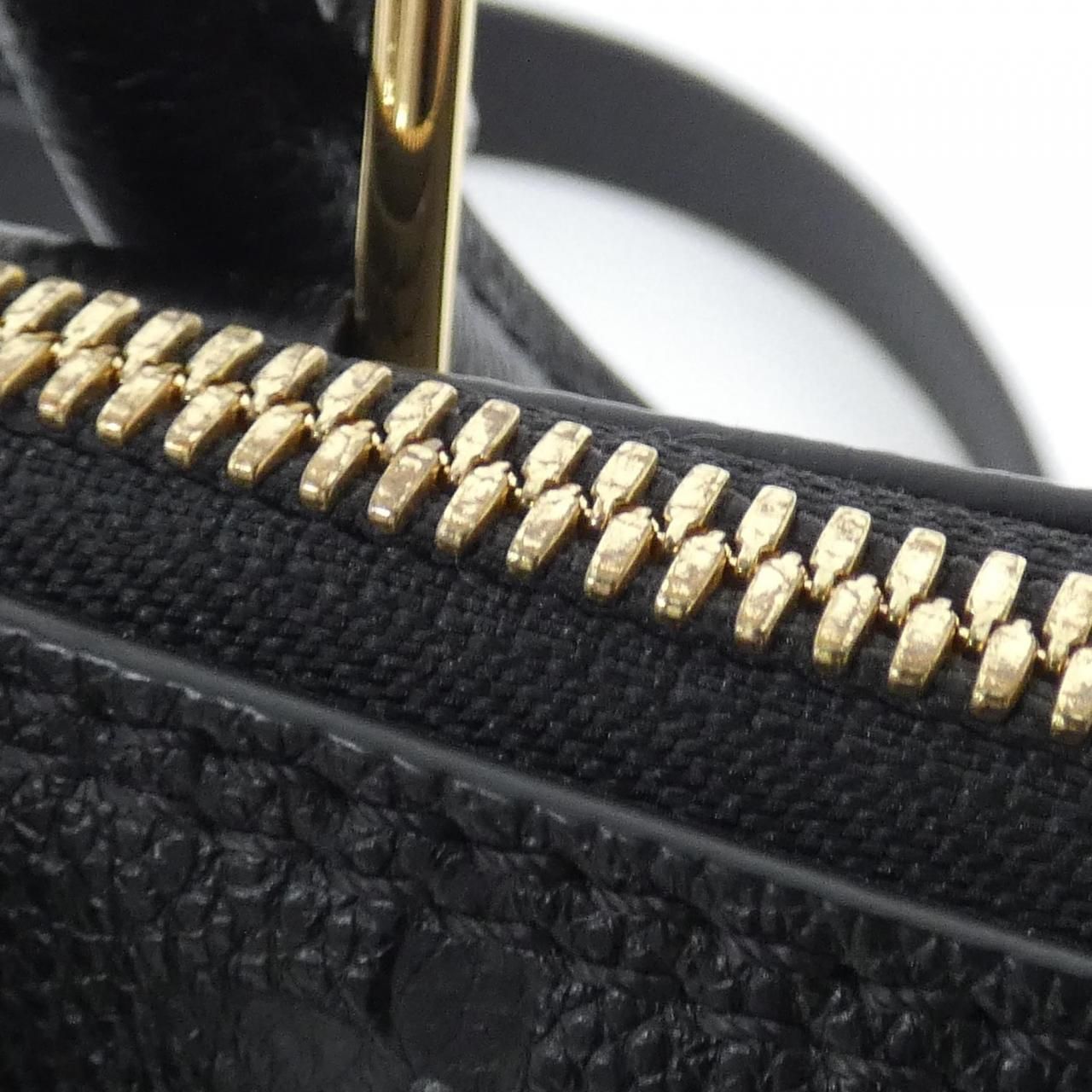 Louis Vuitton Monogram Empreinte Neo Alma BB — view 4