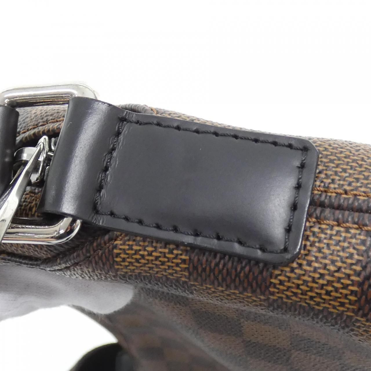 Louis Vuitton Damier Jake Messenger PM Shoulder — view 5