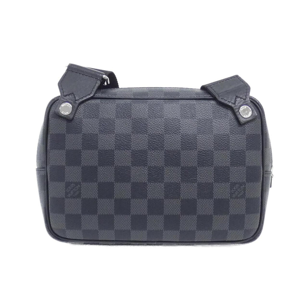 Louis Vuitton Damier Graphite Scott Messenger Shoulder — view 2