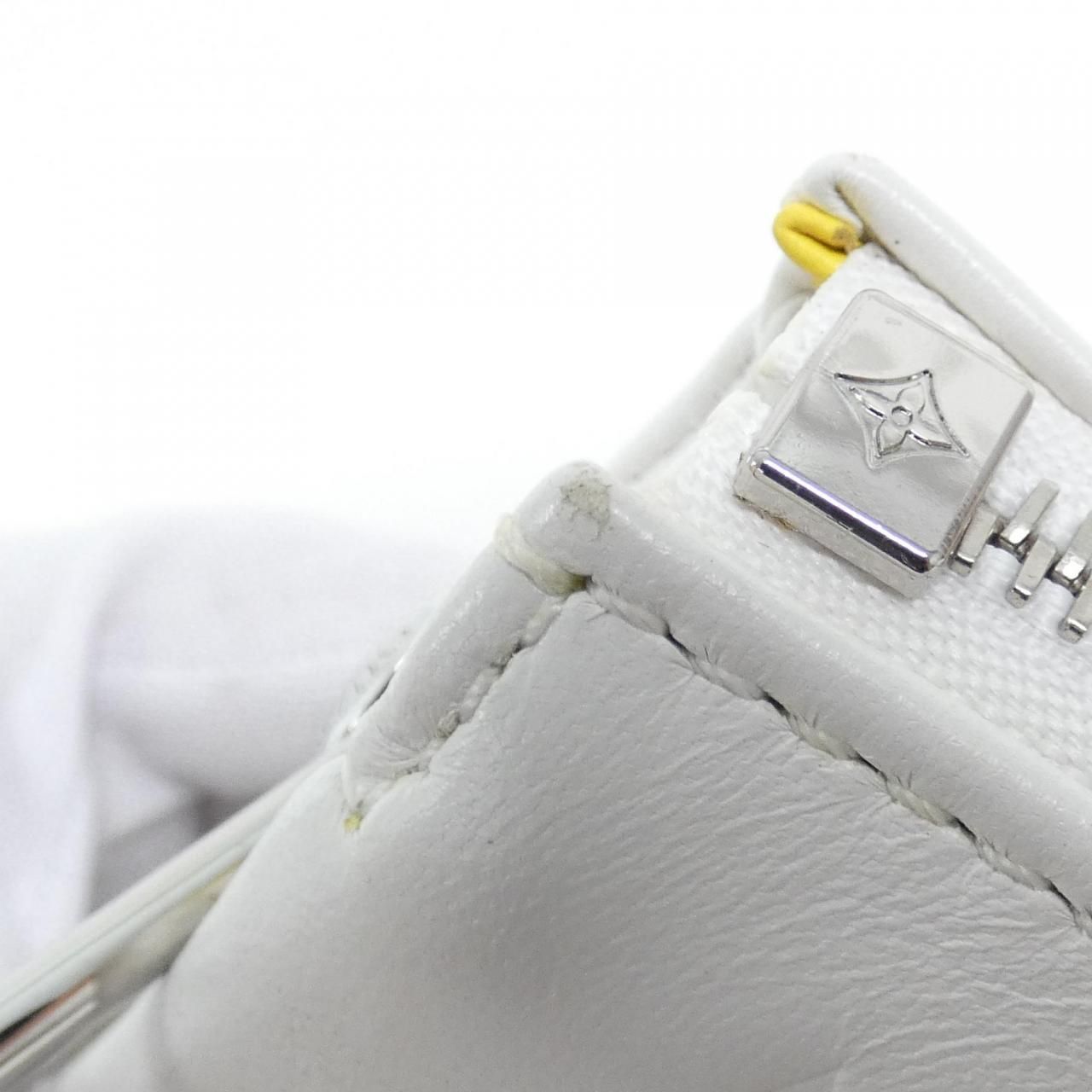 Louis Vuitton Monogram Coussin PM Shoulder — view 4