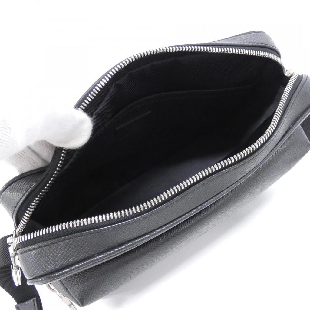 Louis Vuitton Taiga Llama Outdoor Messenger PM Shoulder — view 6