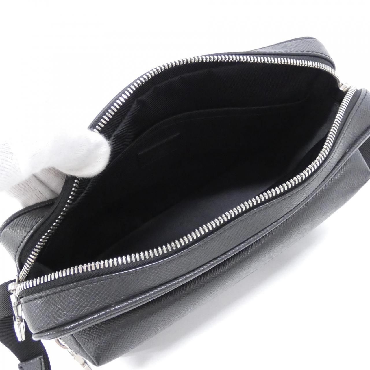 Louis Vuitton Taiga Llama Outdoor Messenger PM Shoulder — view 6