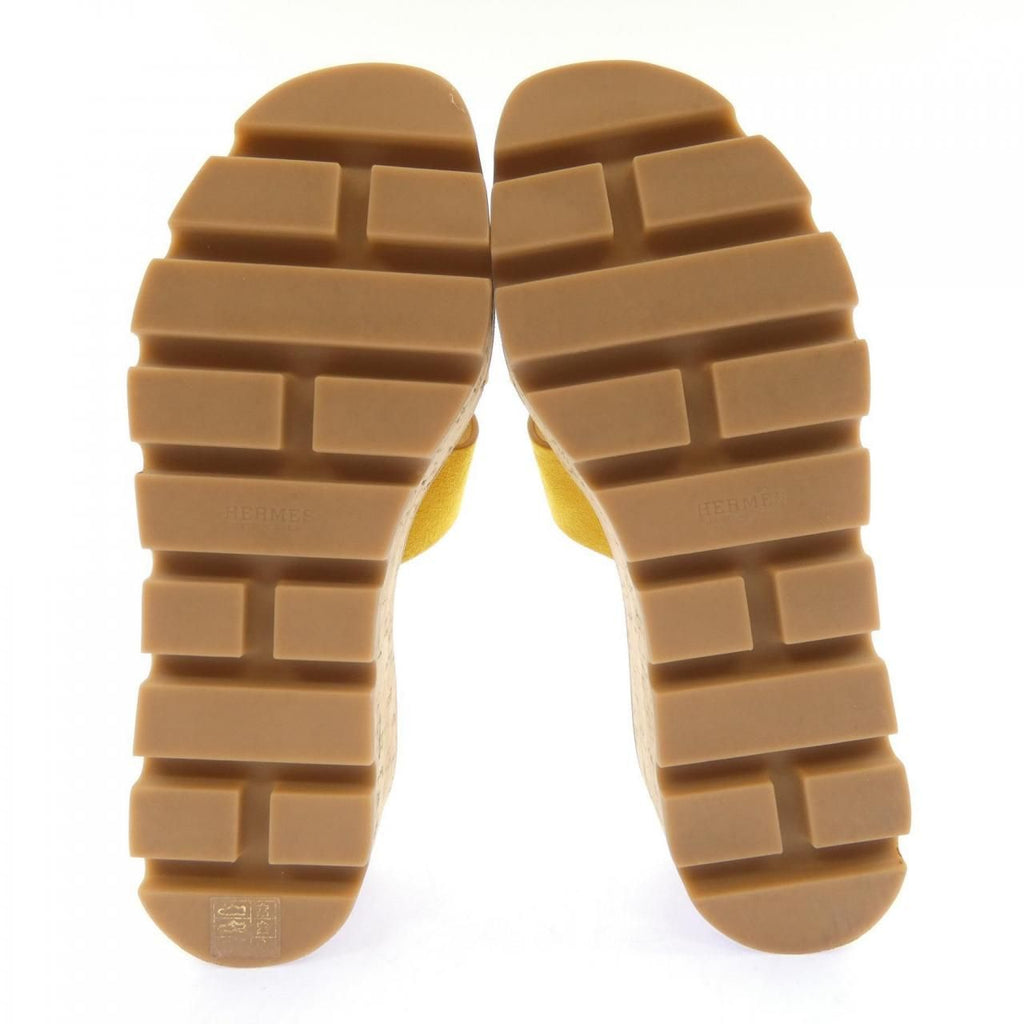 Hermes Eze Cut Detail Sandals — view 4