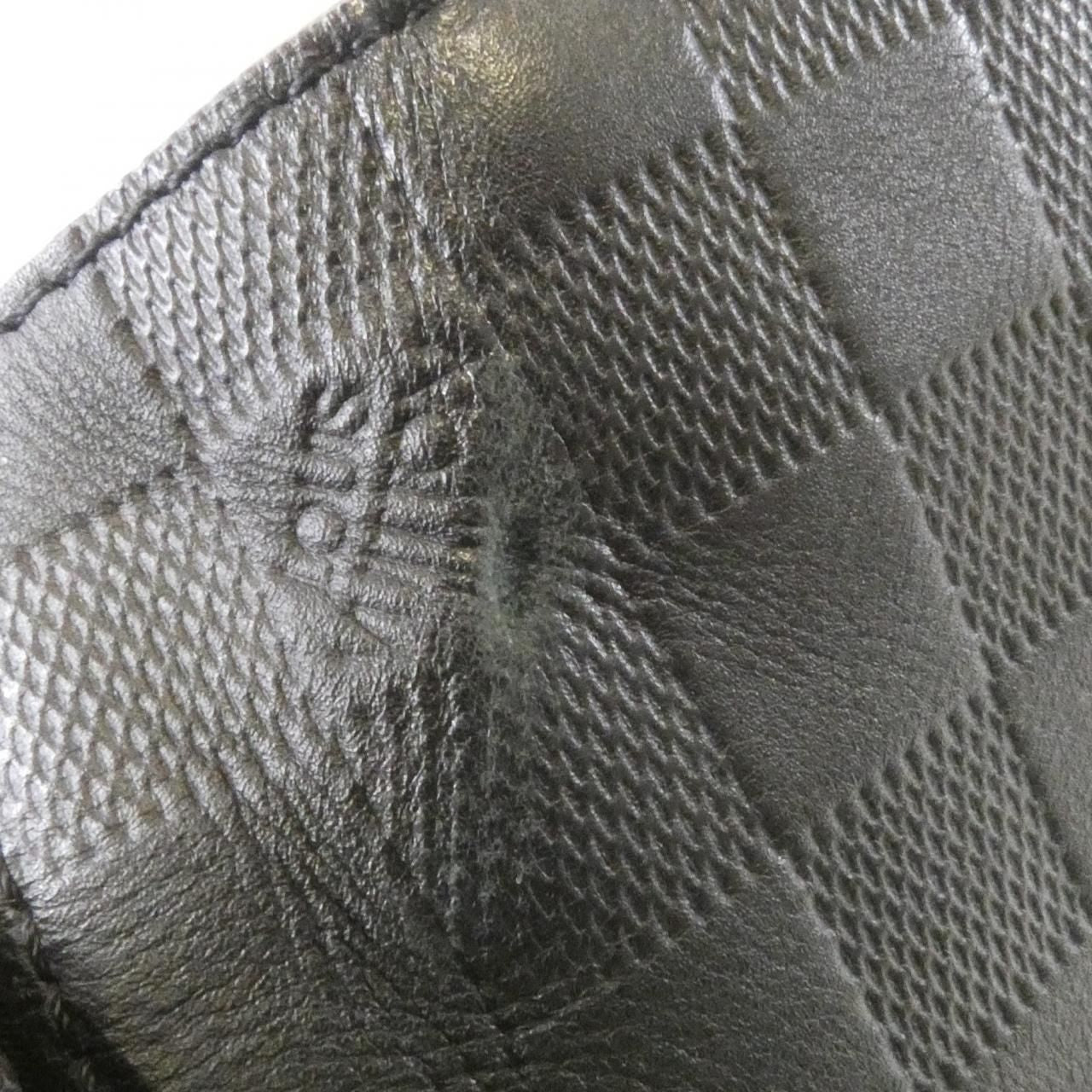 Louis Vuitton Damier Infini Discovery Messenger PM Shoulder — view 5