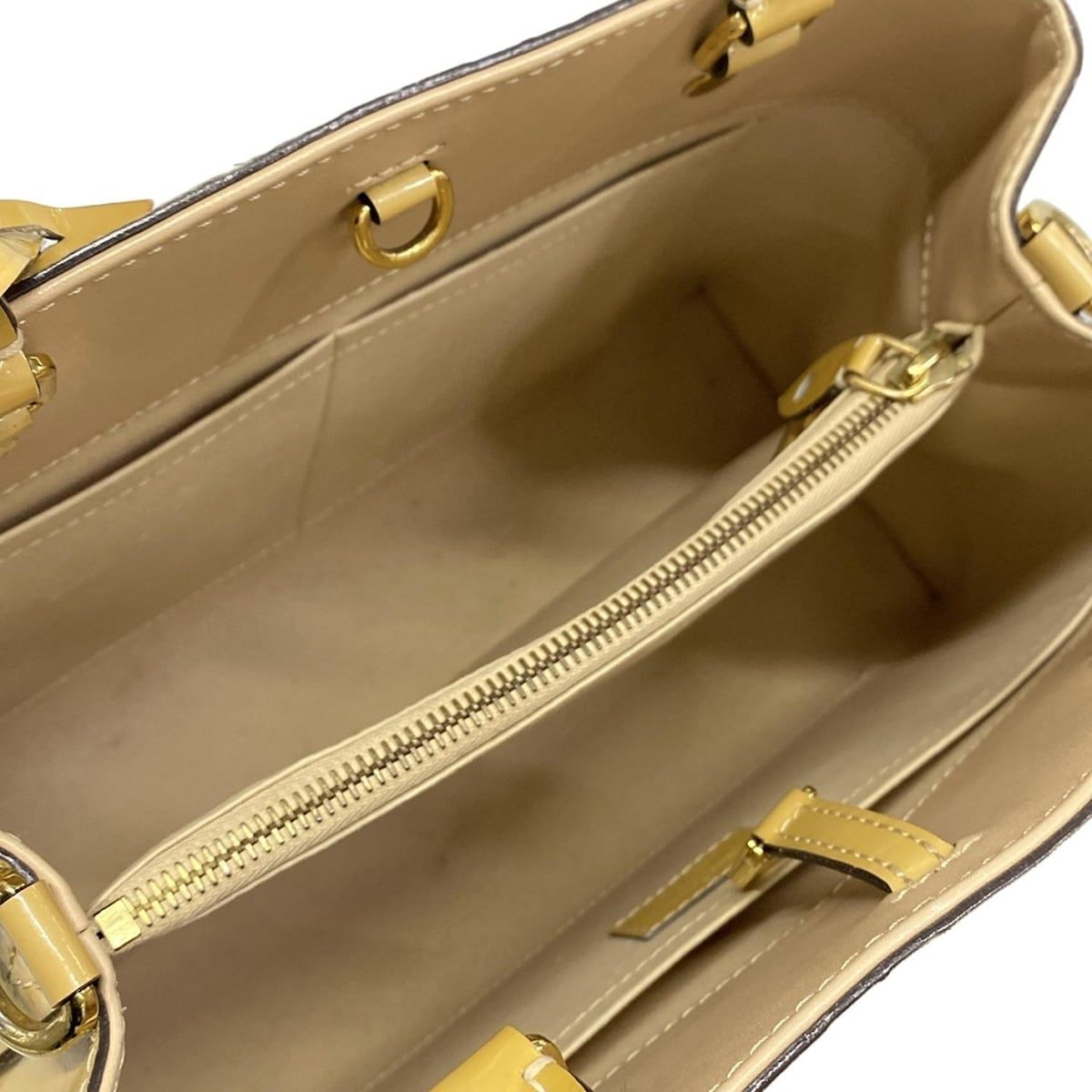 Louis Vuitton Handbag Monogram Vernis Montaigne BB Dune Leather — view 7