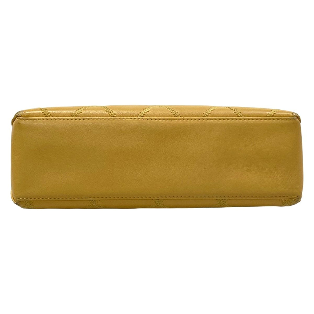 Chanel Shoulder Bag Ultra Stitch Beige Gold Flap Leather — view 5