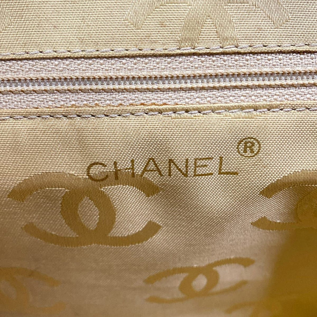 Chanel Shoulder Bag Ultra Stitch Beige Gold Flap Leather — view 9