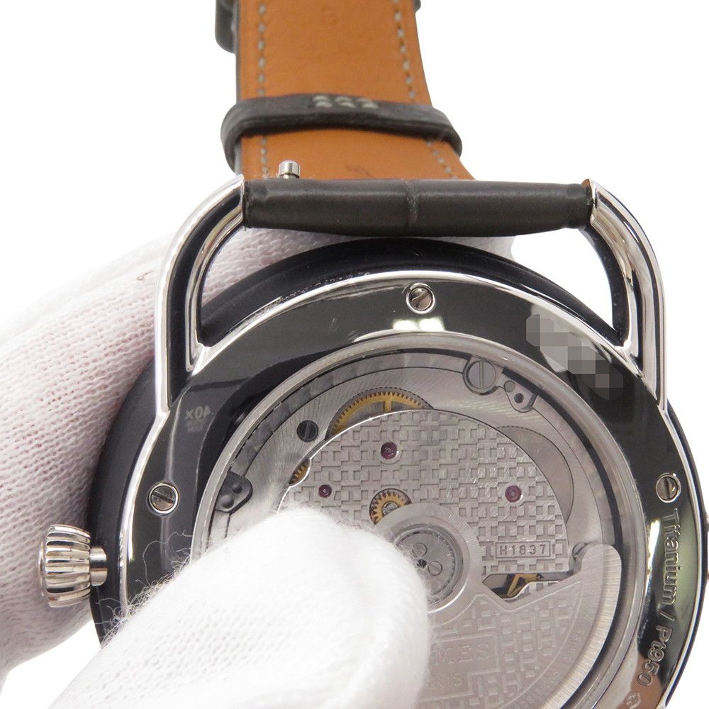 Hermes Also le Tan Voyageur Dual Time Extra Large Watch Black Dial — view 7