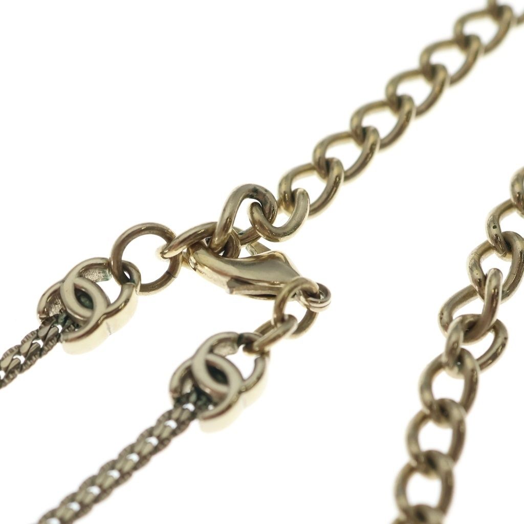 Chanel CC Logo Necklace Choker Gold — view 4