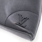Louis Vuitton Taiga Slim Briefcase Business 2-Way Shoulder Bag Black Leather — view 7